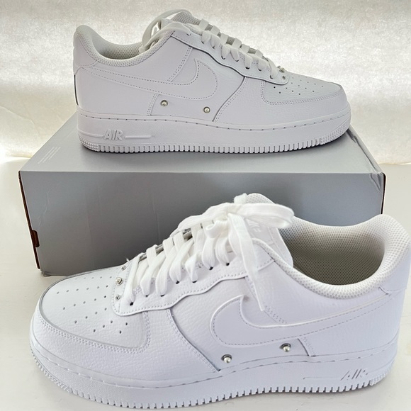 NWT Nike Women’s Air Force 1 ‘07 SE Shoes Size: 10 - Picture 2 of 13